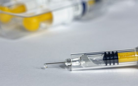 Vakcíny proti koronaviru rapidně zahýbaly s akciovým trhem